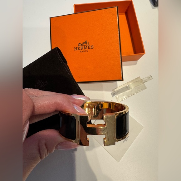 Hermes Gold and Black Bracelet - Picture 9 of 14